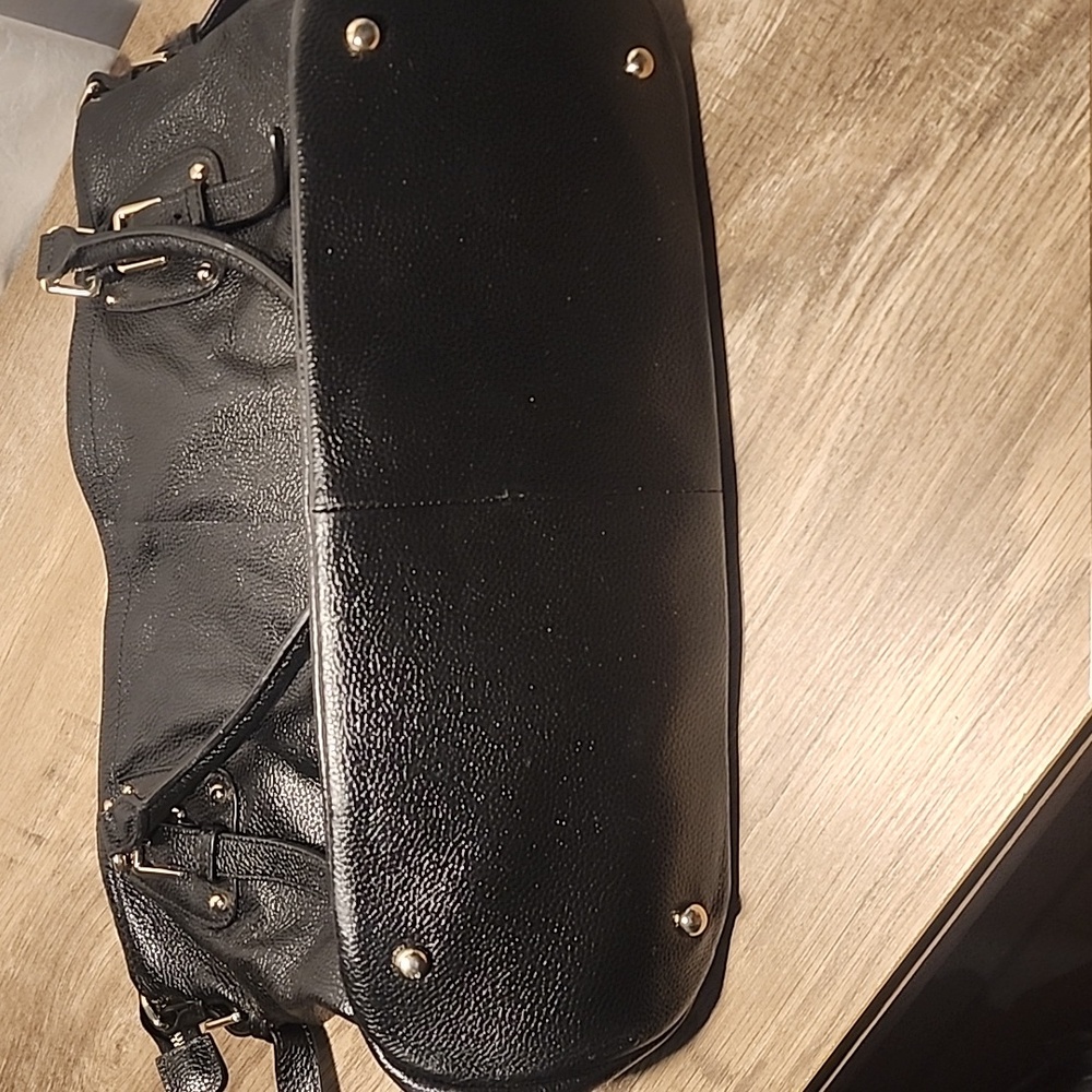 Vicenzo Black Genuine Leather Slouchy Shoulder Bag with Strap - Picture 13 of 16